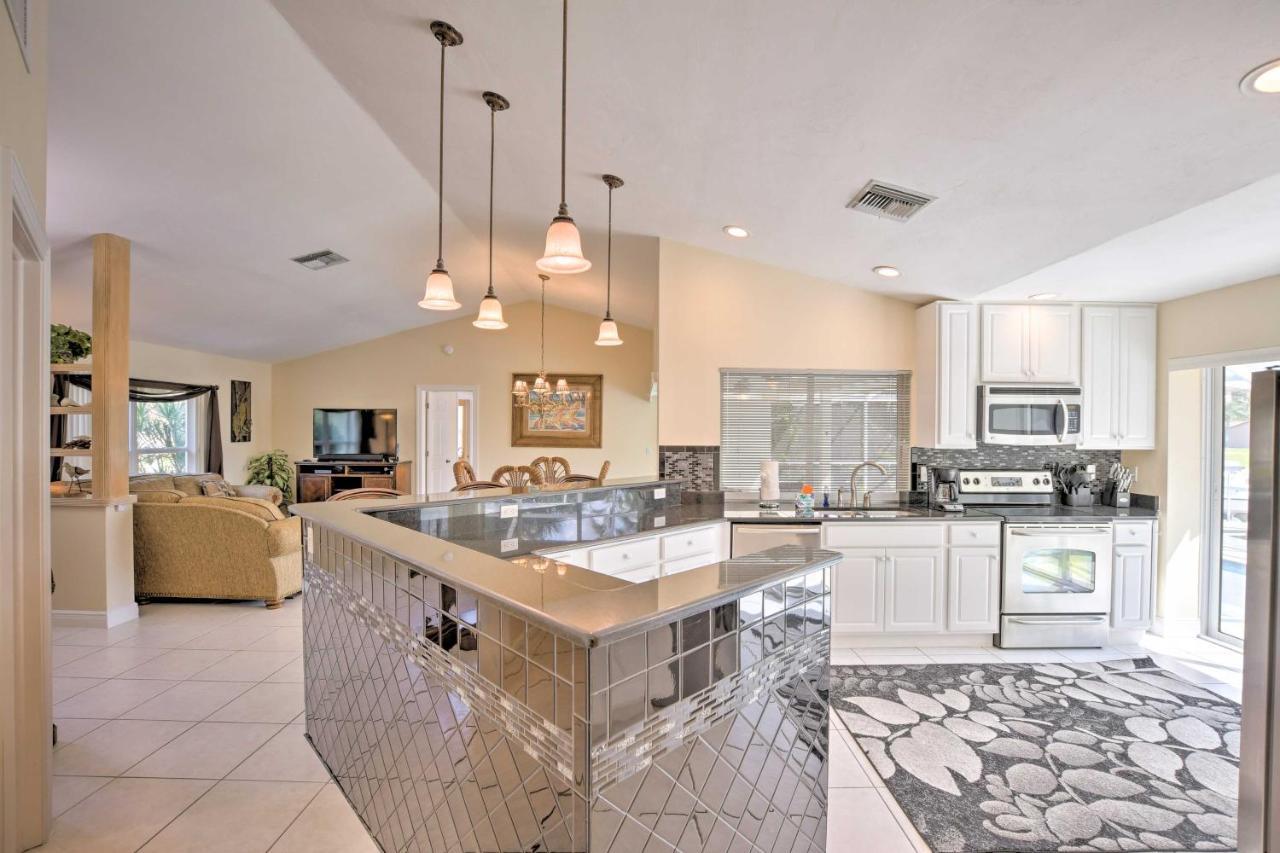 Canalfront Home With Private Saltwater Pool! Marco Island Exterior photo